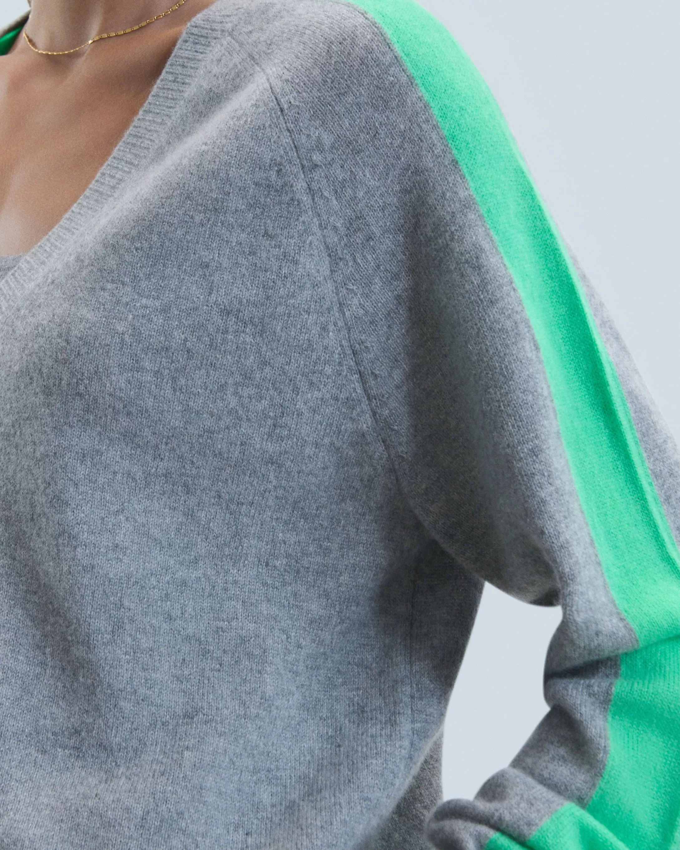 Pullover Scollo a V Oversize Bande bicolori Leggero | FROM FUTURE Hot