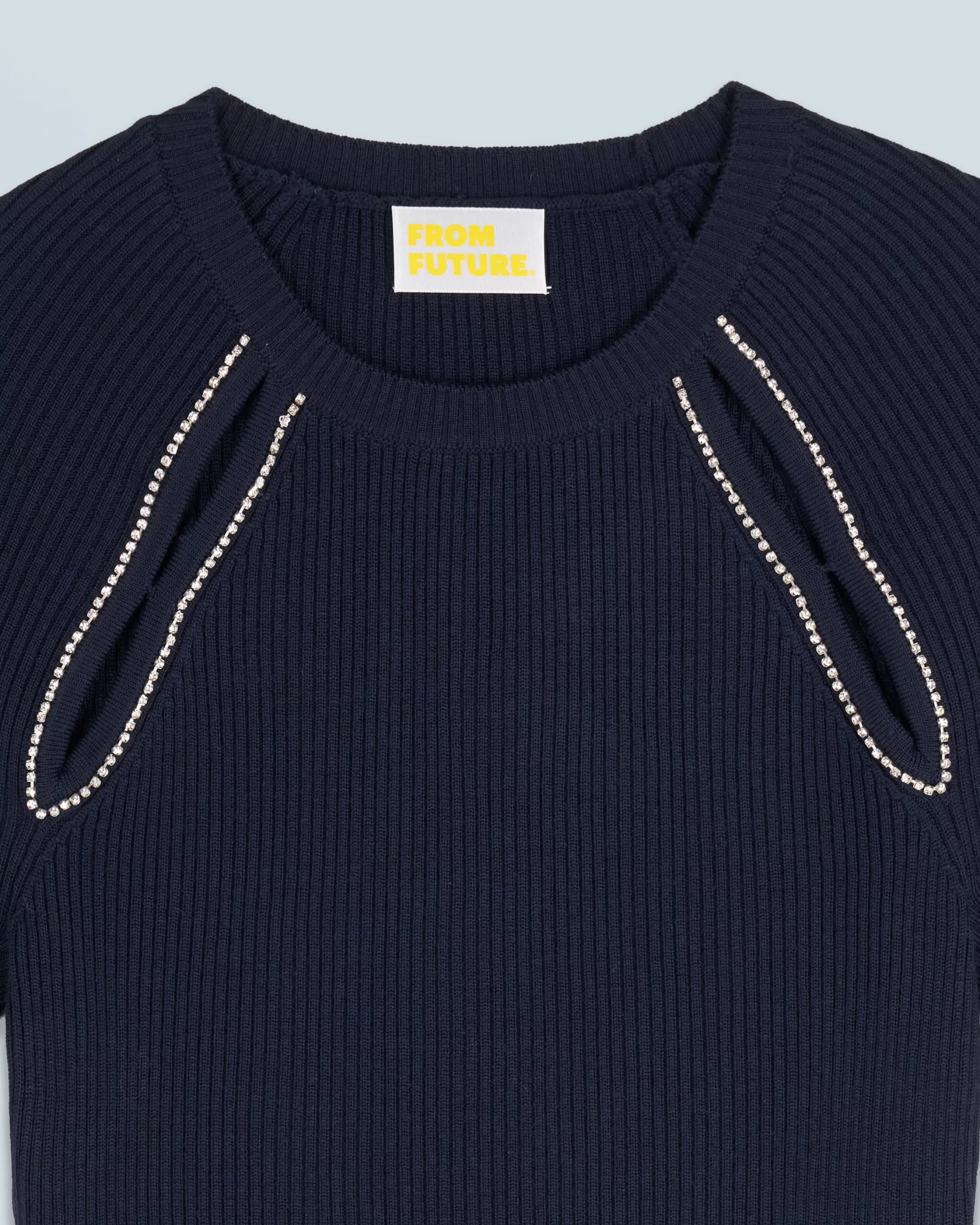 Top Maniche corte con Aperture e Ricami | FROM FUTURE Sale